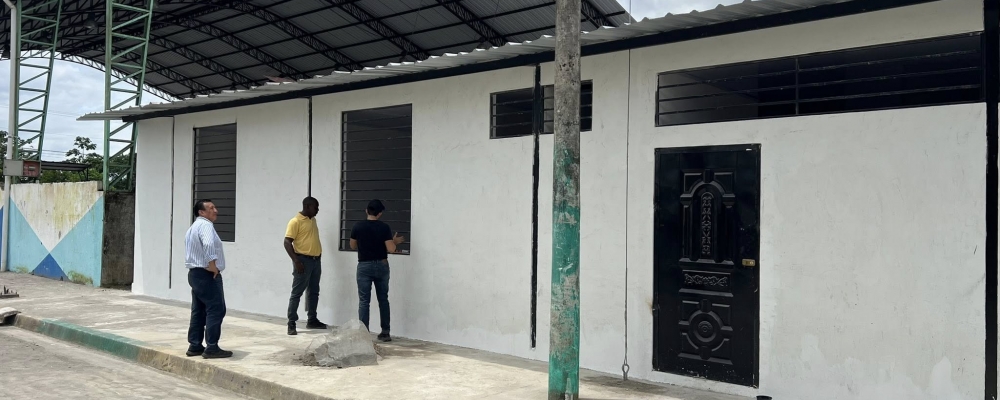 ULTIMOS DETALLES EN EL CENTRO DE SALUD DE LA CABECERA PARROQUIAL